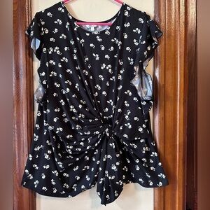 Reitmans Flutter sleeve Tee